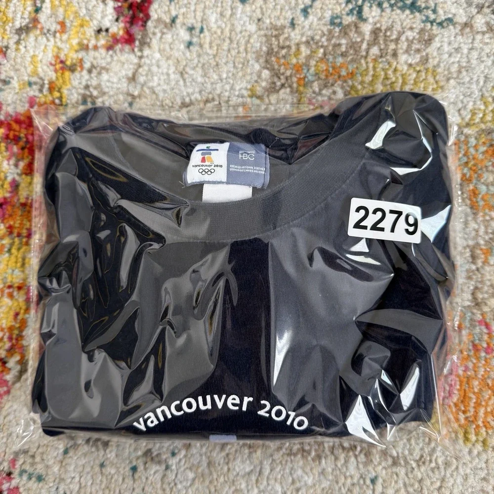 Vancouver 2010 Olympic Winter Games Navy T-Shirt XL
